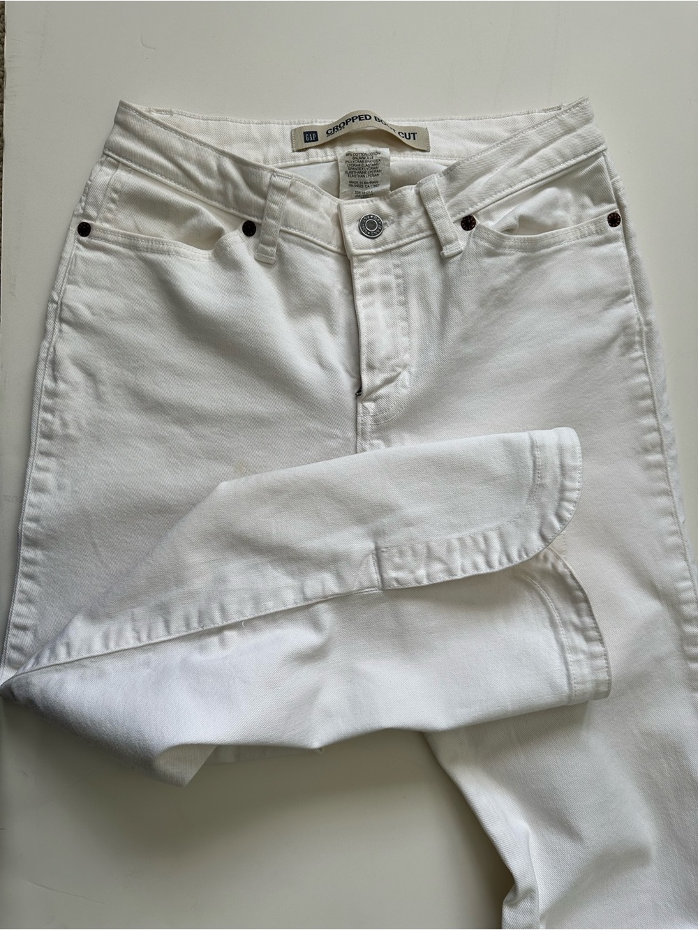 GAP White cropped bootcut Jeans for Women hem side slit detail